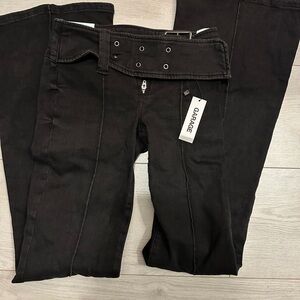 Garage Black low waisted belted pants